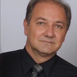 Meet your Posher, Armond